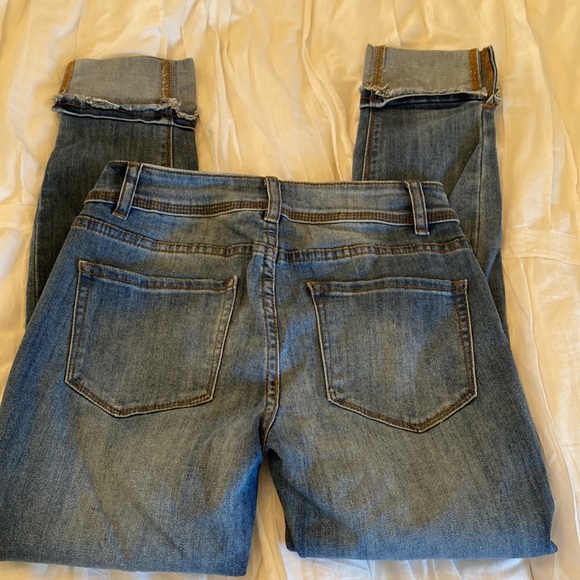 Light wash Design Lab- size 26 - Picture 3 of 3